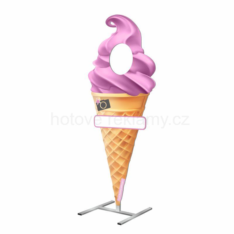 Stojan zmrzlina na focení - INSTAGRAM 1